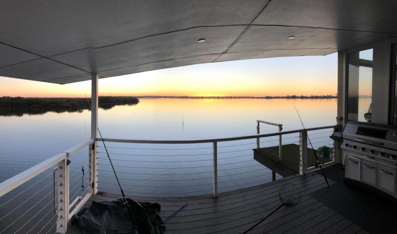 Pelican Point Waterfront Resort Formerly Carnarvon Beach Retreat מראה חיצוני תמונה