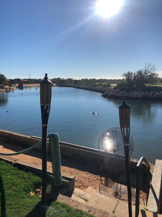 Pelican Point Waterfront Resort Formerly Carnarvon Beach Retreat מראה חיצוני תמונה