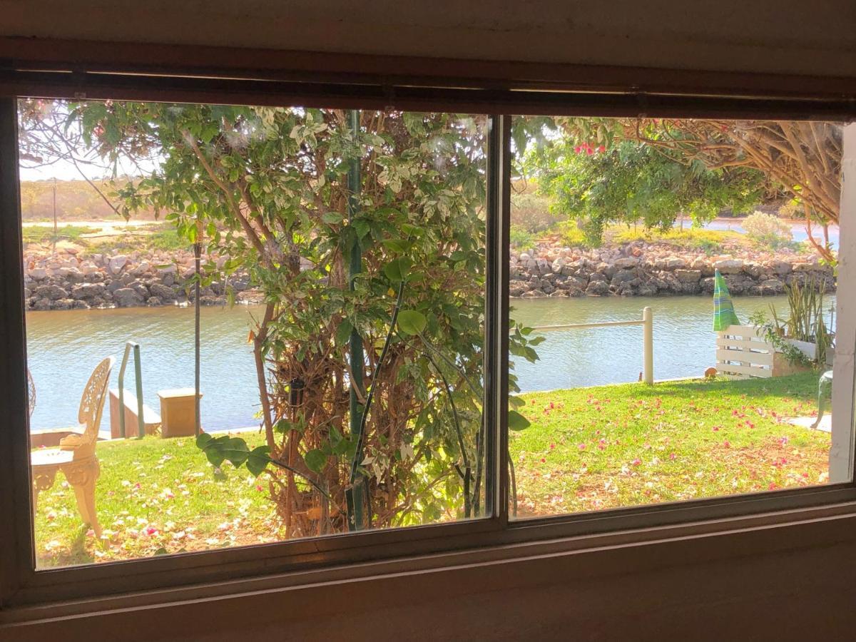 Pelican Point Waterfront Resort Formerly Carnarvon Beach Retreat מראה חיצוני תמונה